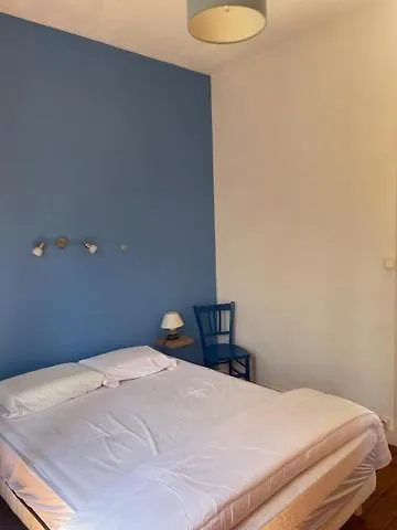 Сasa de vacaciones Maison 300 M De La *